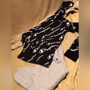 Champion Set Hoodie Sweatpants